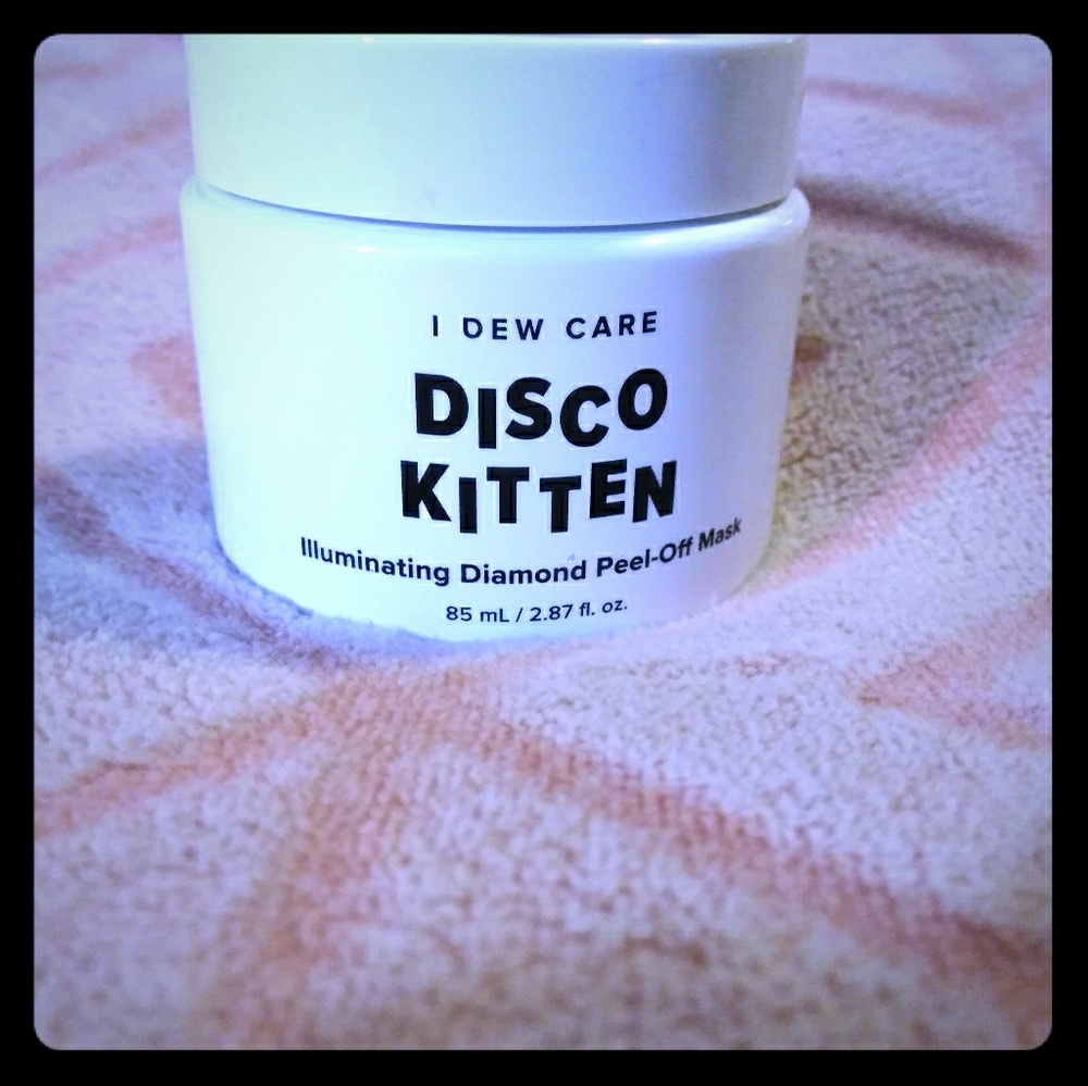 Disco kitten Illuminating Dimond peel-off mask